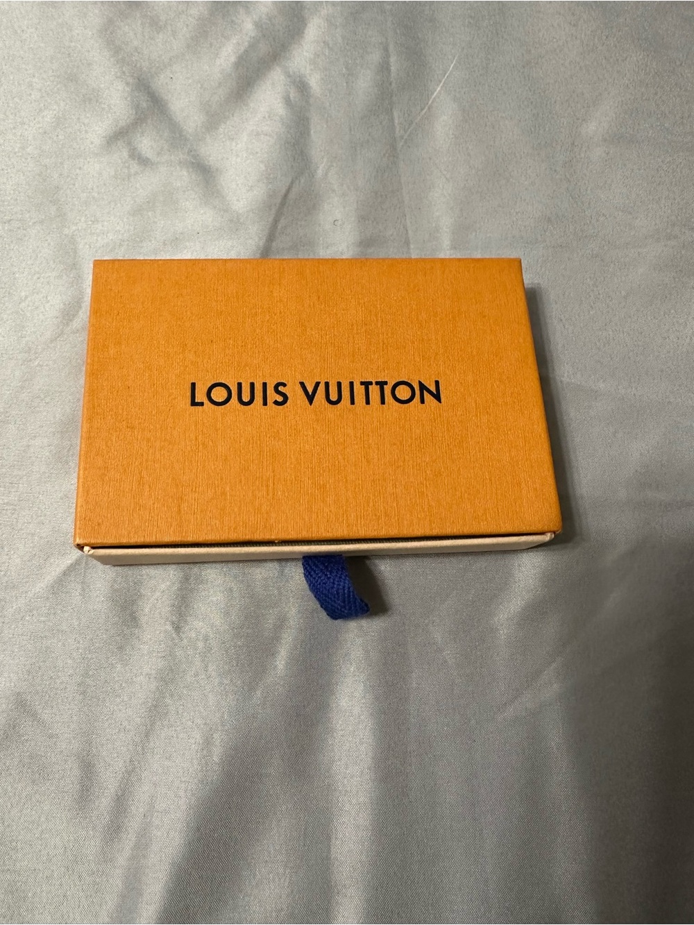 LOUIS VUITTON BOX W/DUST BAG